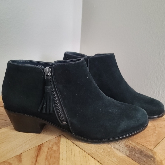 Vionic Joy Serena ankle boot bootie tassel zipper suede - Picture 2 of 11